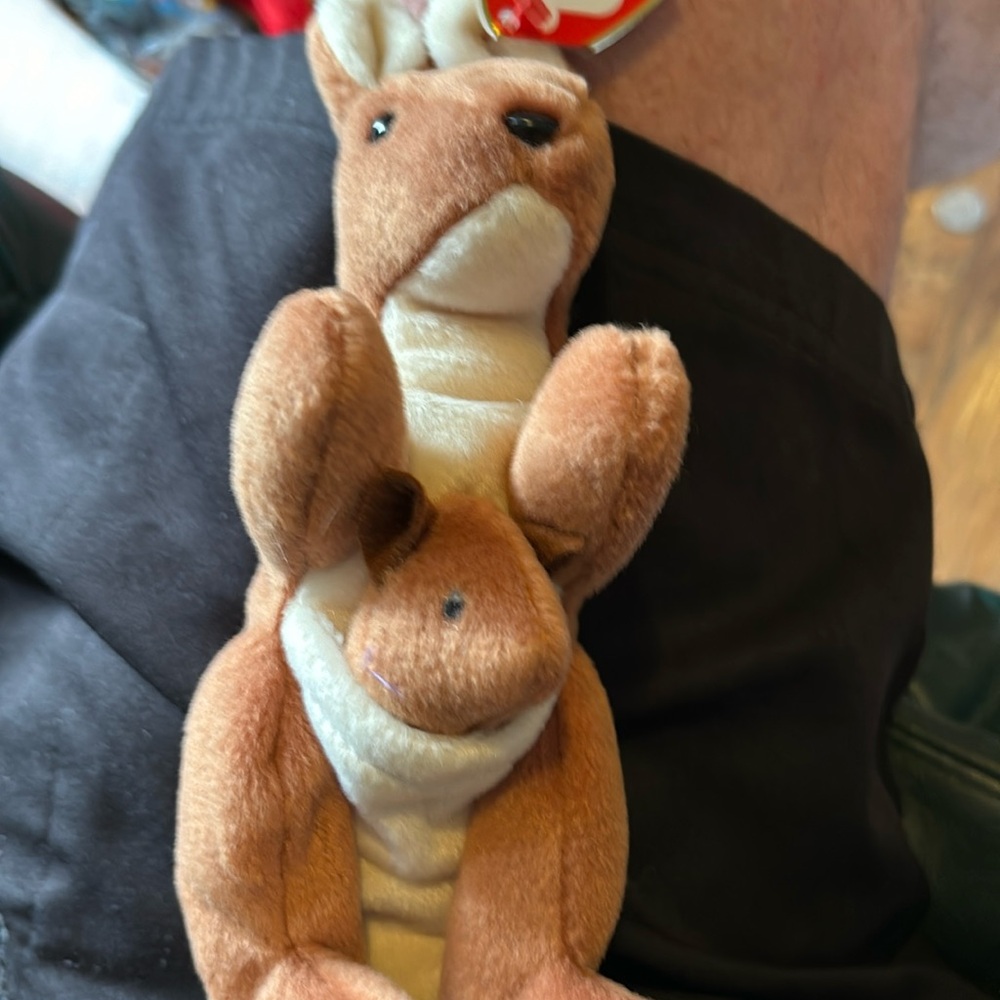 Beanie Baby Kangaroo (new with tags)